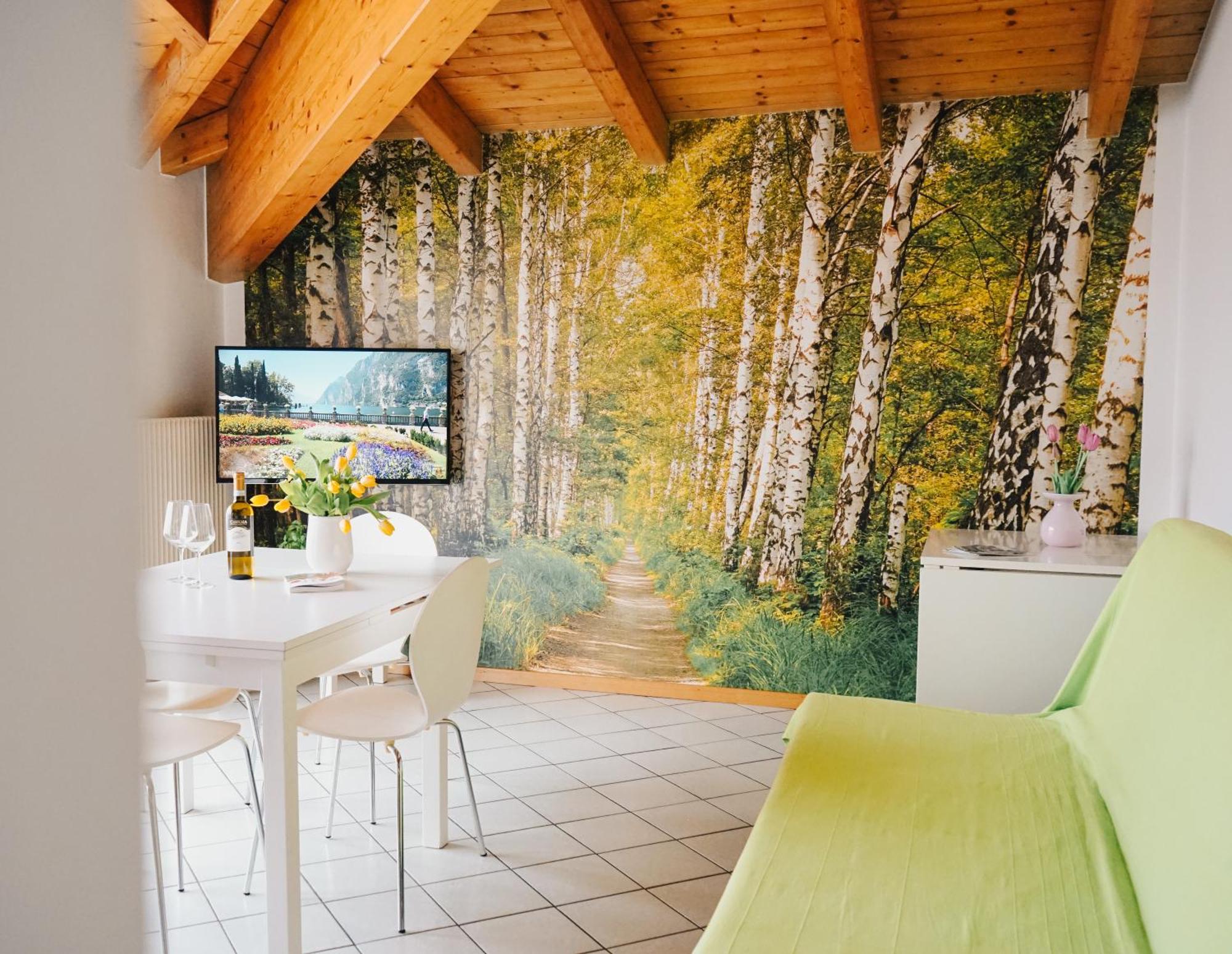Appartamento Betulla - Peaceful & Happy Stay ริวาเดลการ์ดา ภายนอก รูปภาพ